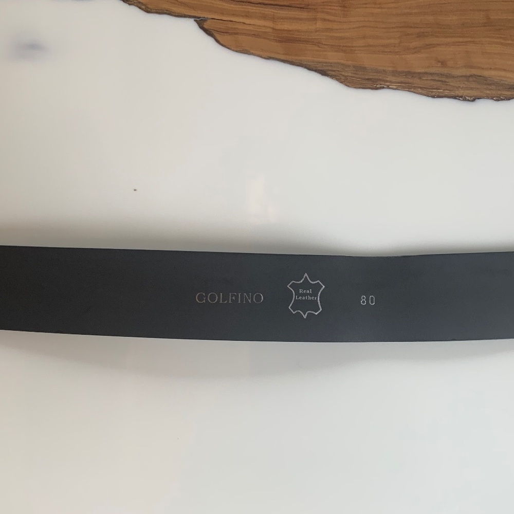 Women belt. Leather, dark navy blue color. Size 80